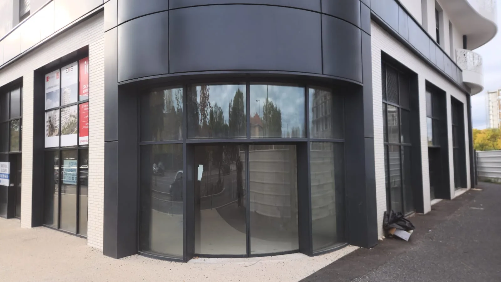 Photographie du local C+D de 221 m² à L’Haÿ-les-Roses